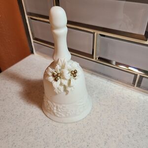 Estate White and Gold Floral Bell